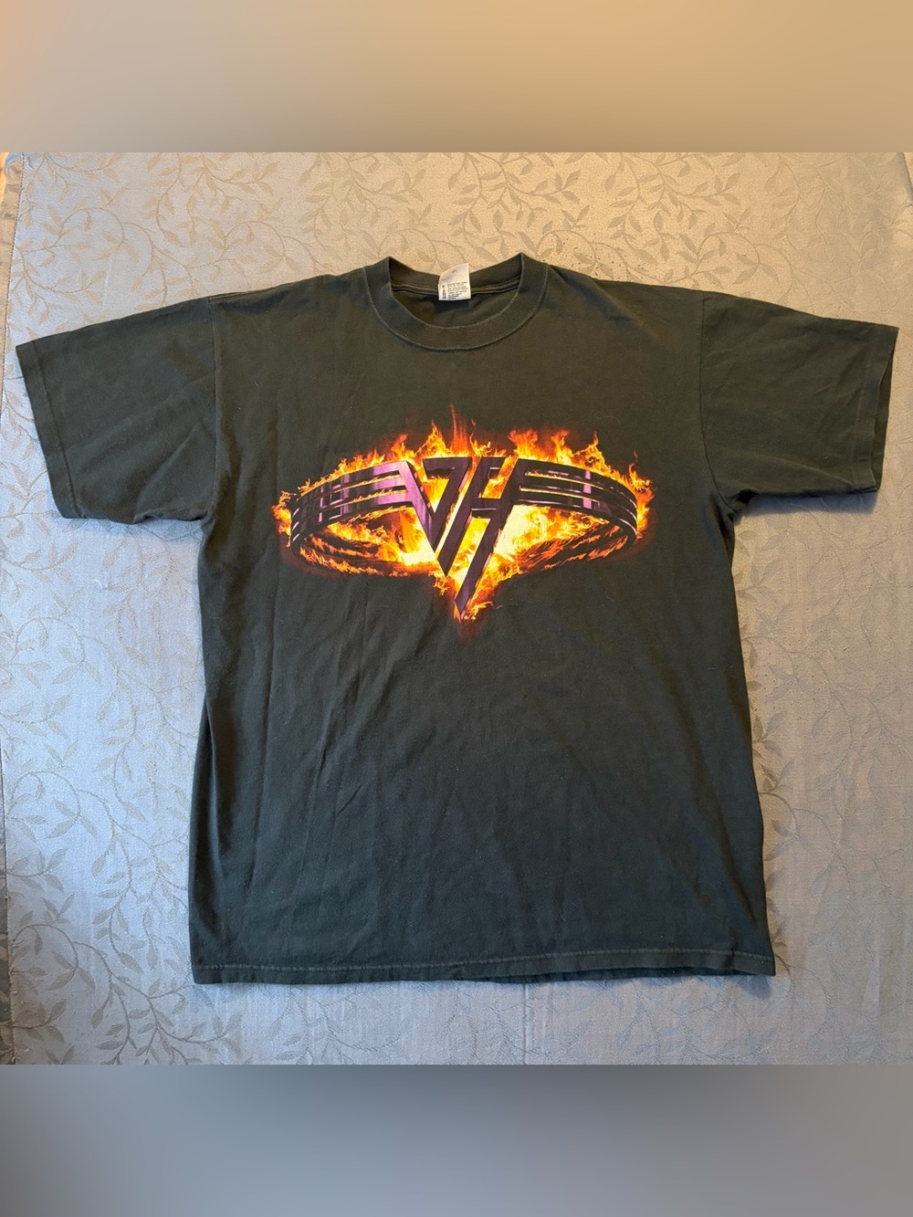 Vintage Van Halen T Shirt Mens Size L Black Kicks Ass Flame Ring Tour Rock Band